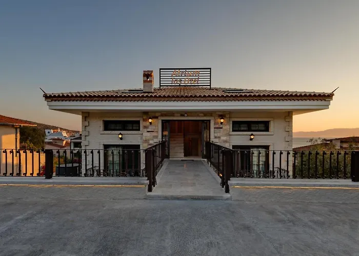 Atrium Tas Hotel Çeşme