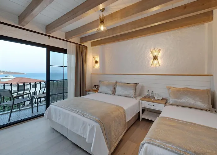 Atrium Tas Hotel Çeşme