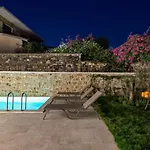 Atrium Taş Hotel Çeşme