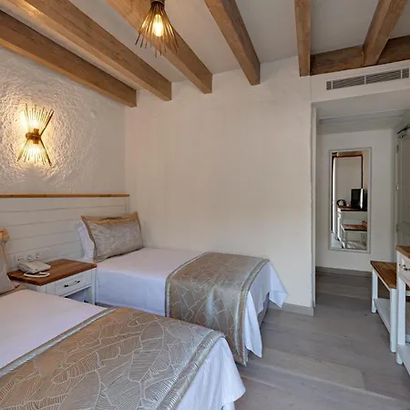 Atrium Tas Ξενοδοχείο Çeşme